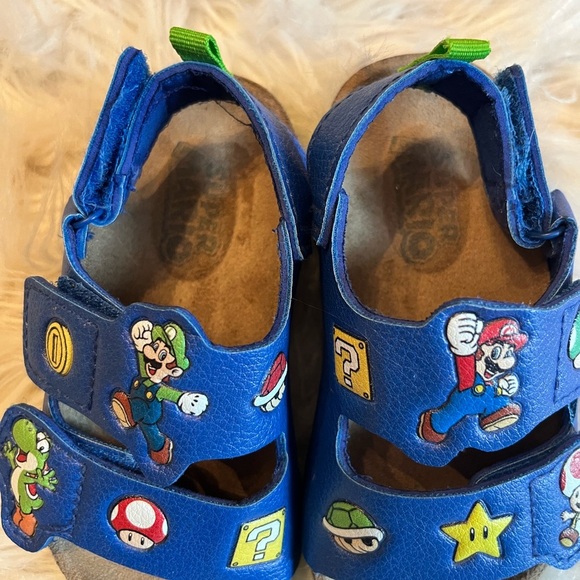 Toddler Super Mario Bros Blue Sandals - Hook & Eye Closure - Size 7 - Adorable - Picture 2 of 5